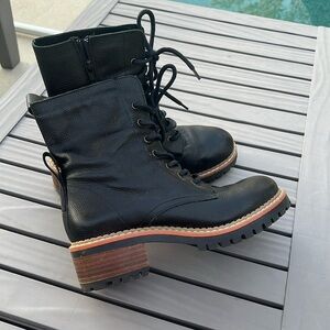 BLACK Leather Lace up Boots Size 9